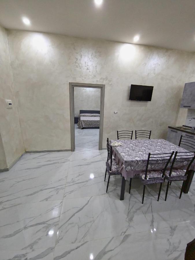 Ritmo Napoletano Apartment Наполи Екстериор снимка